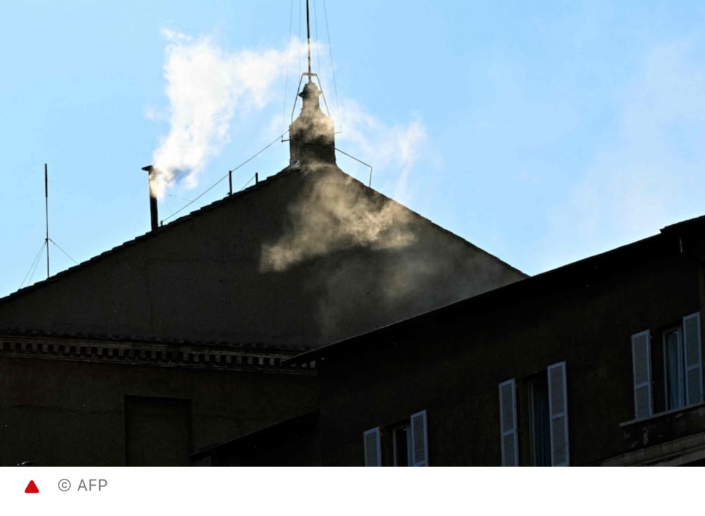 Witte rook boven het Vaticaan! Een nieuwe paus is gekozen. Wie is de opvolger van Franciscus?