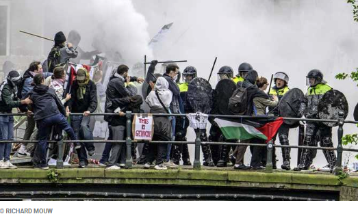 Universiteit van Amsterdam laat relschoppers miljoenenravage ongestraft achter: ‘Geen juridische mogelijkheden’
