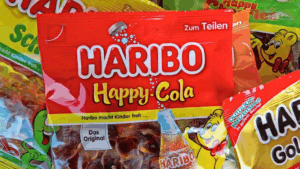 een zak Haribo happy Cola
