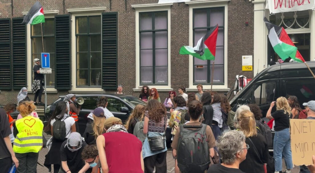 Universiteit Utrecht opnieuw gekaapt door pro-Palestijnse activisten – Is dit nog protest of gewoon terreur met collegekaart?