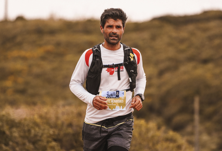 Dief denkt te ontsnappen, maar wordt ingehaald door marathonloper met toptijd