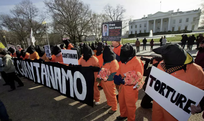 Trump’s Schokkende Plannen: Duizenden Illegale Migranten en Nederlanders Naar Guantánamo Bay