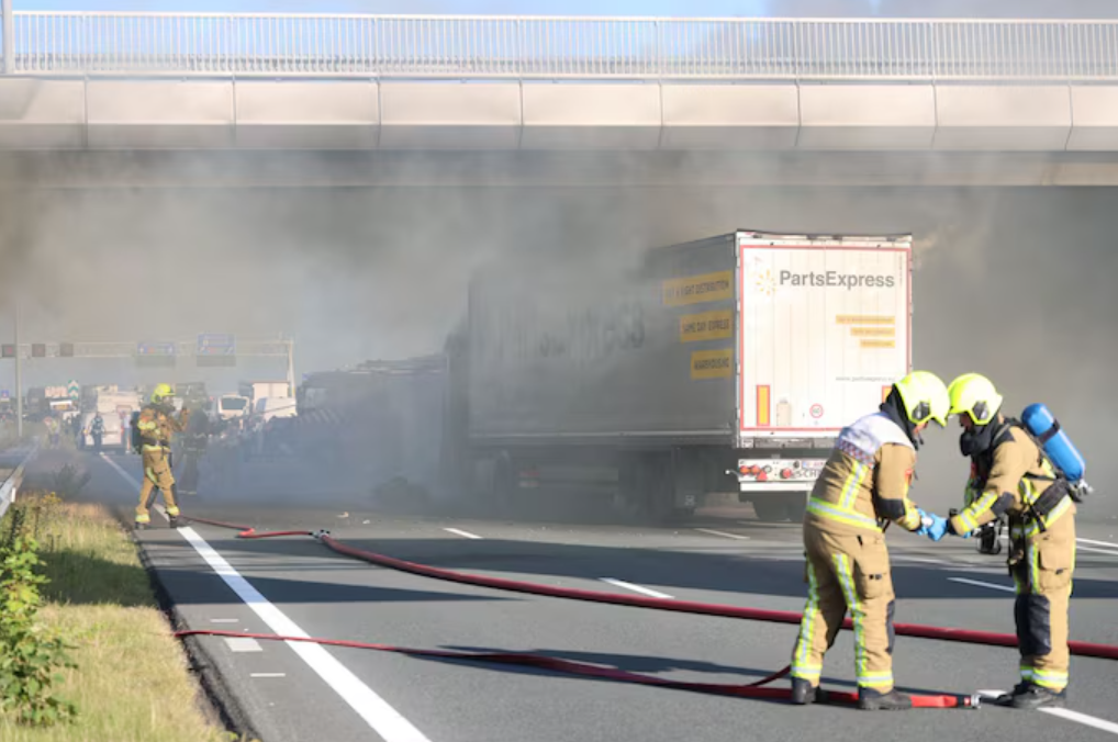 Brandweer op de snelweg