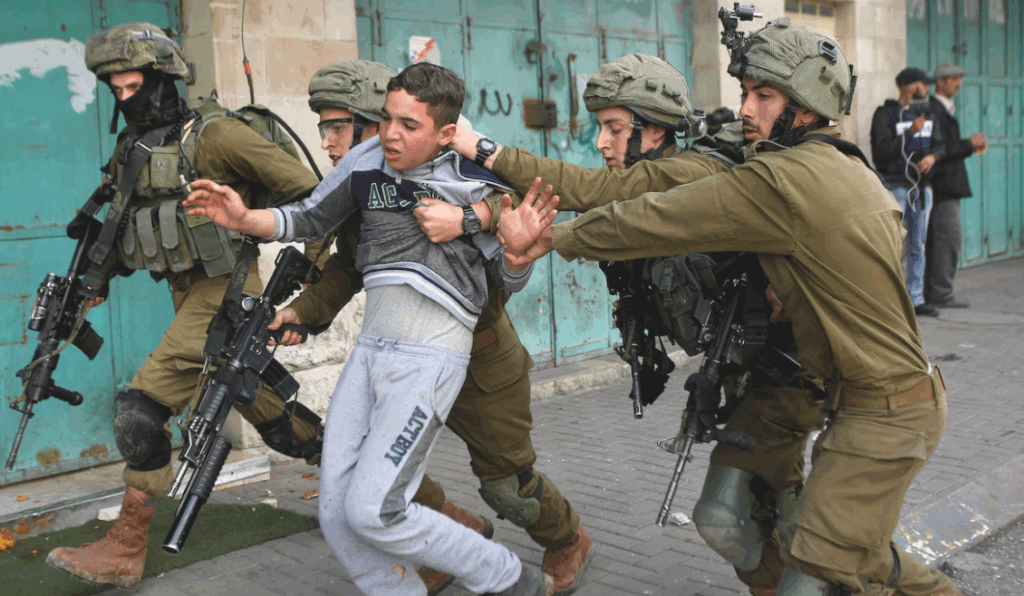 Idf soldaten pak een kind op