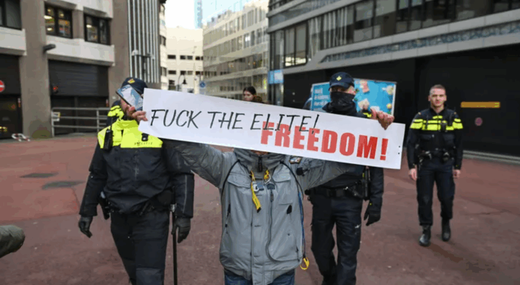 Protest politie erbij