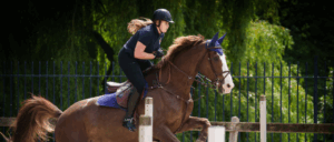 Prinses op een paard