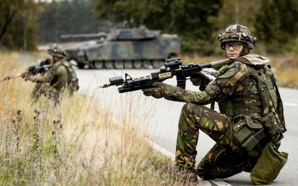 Nederland Bereidt Zich Voor op Oorlog: GGD en Defensie Starten Crisisplannen