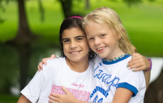 Vier meisjes dood teruggevonden na verwoestende overstroming op zomerkamp in Texas