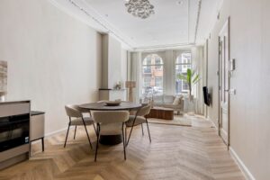 Woning aan de Derde Helmersstraat te Amsterdam