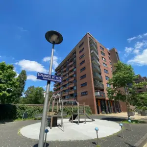 Woning aan de Esplanade de Meer te Amsterdam