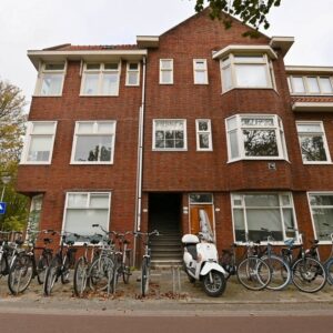 Woning aan de Hoendiep te Groningen