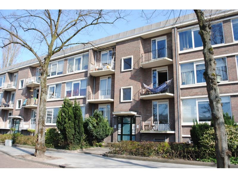 Woning aan de Karel de Grotelaan te Eindhoven