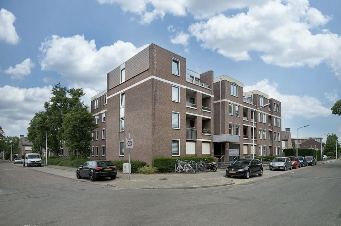 Woning aan de Kasteel Hillenraadweg te Maastricht