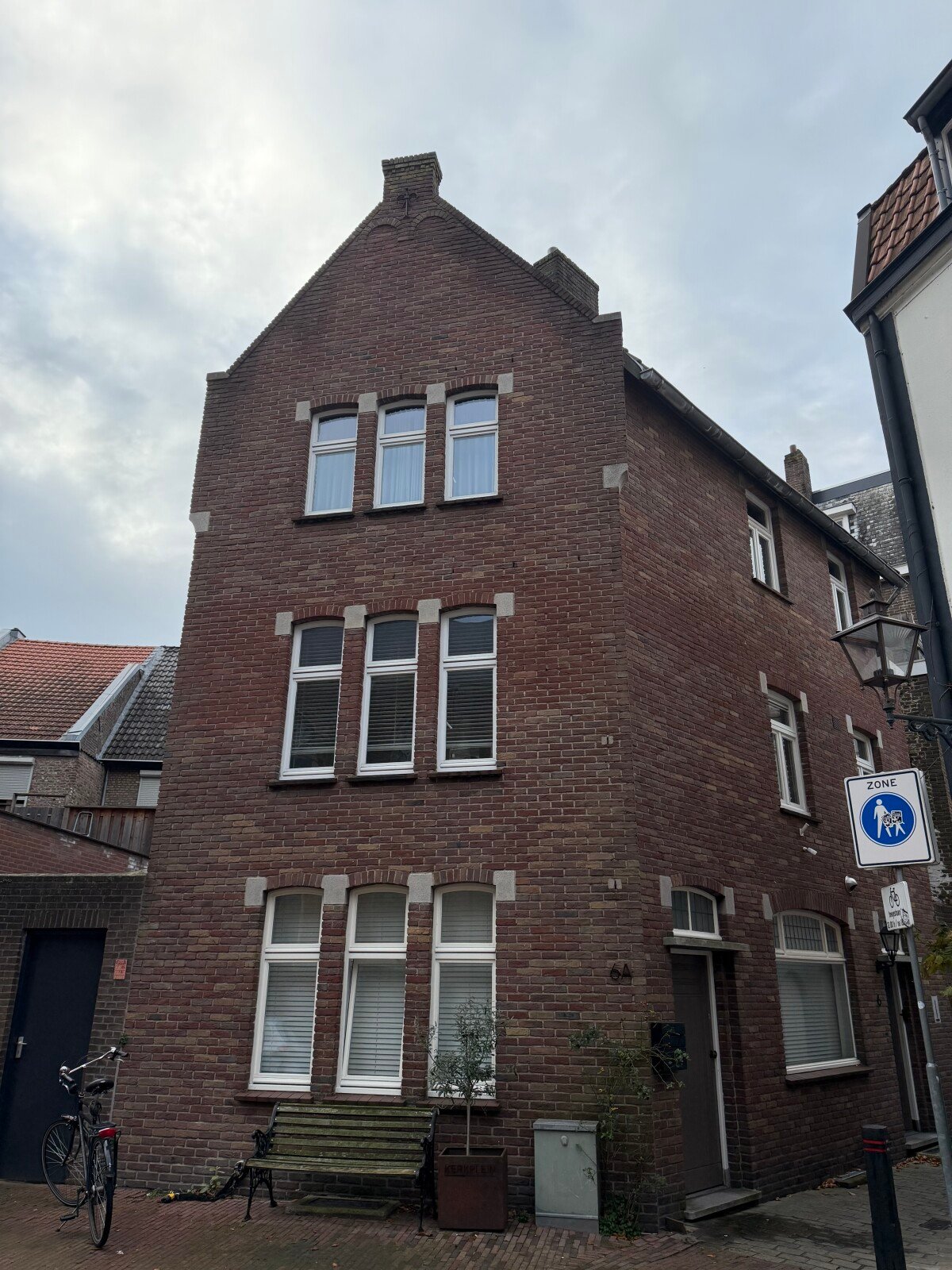 Woning aan de Kerkplein te Sittard
