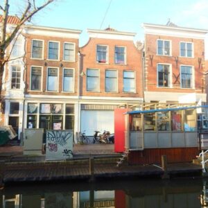 Woning aan de Koornmarkt te Delft