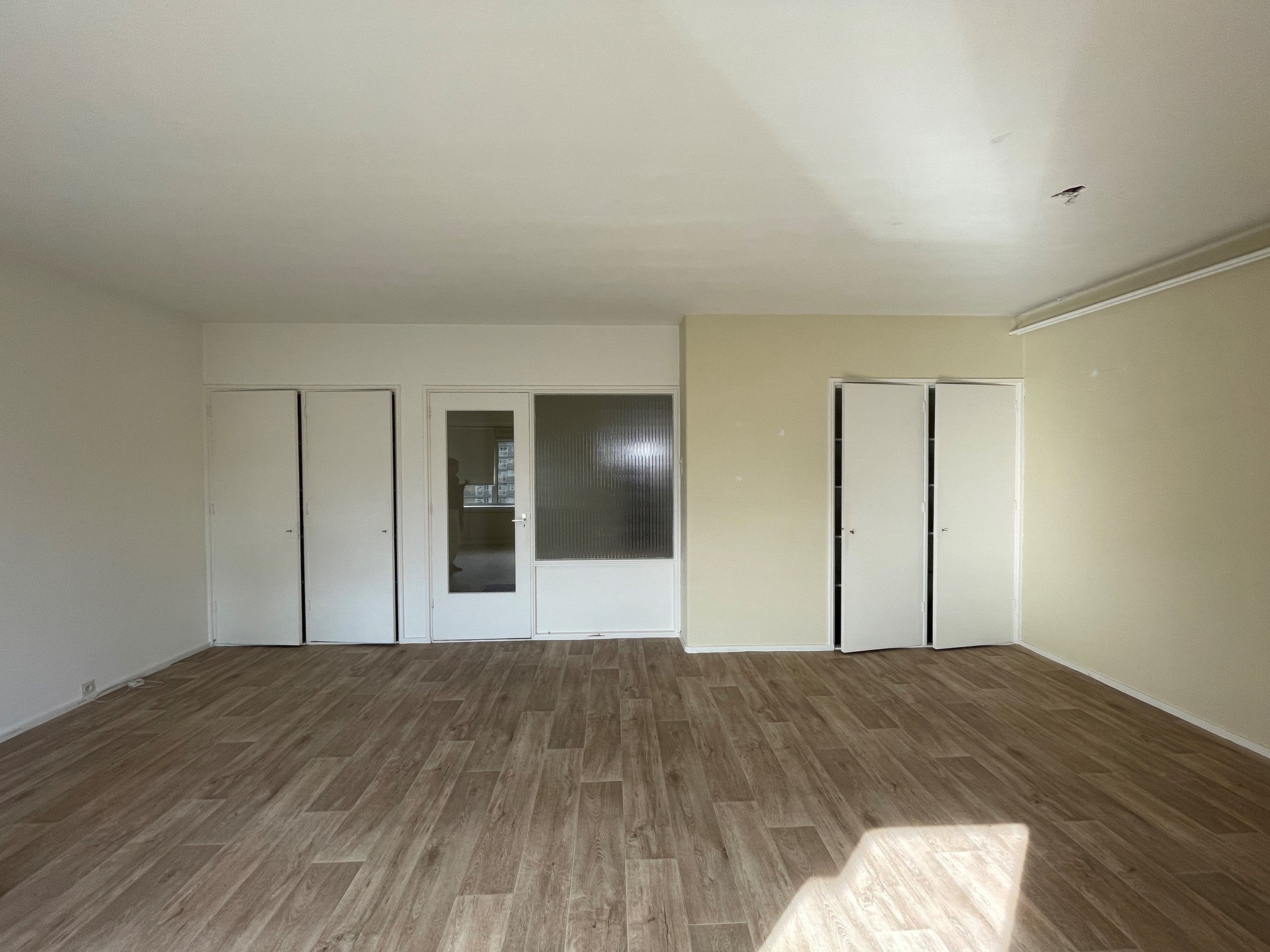 Woning aan de Kruiskade te Rotterdam