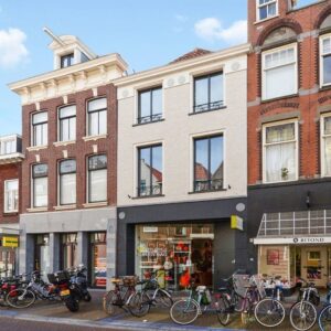 Woning aan de Oude Langendijk te Delft