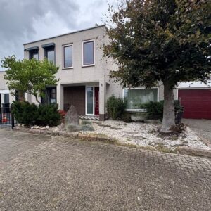 Woning aan de Robert Kochstraat te Badhoevedorp