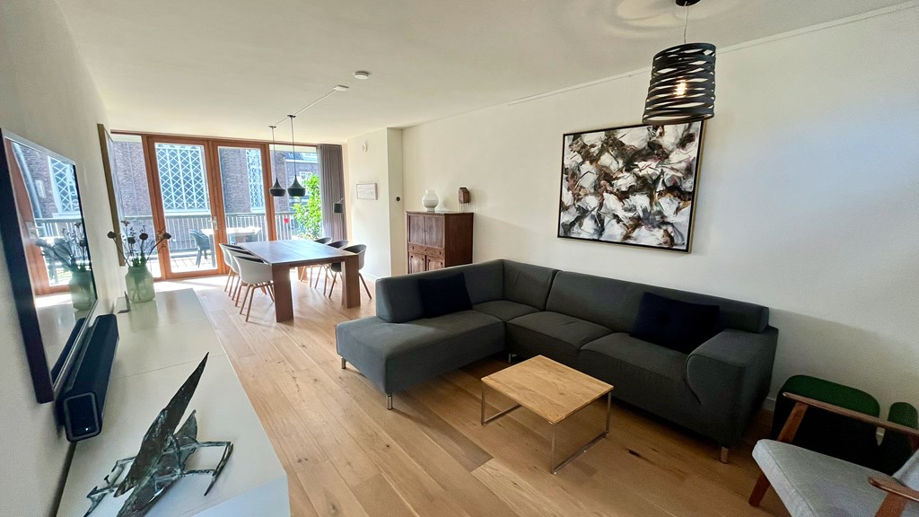 Woning aan de Vondelstraat te Den Haag