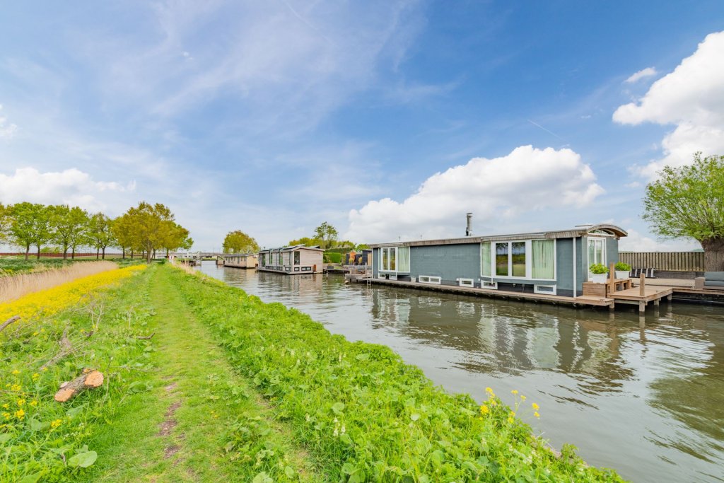 Woonhuis in Nieuwersluis