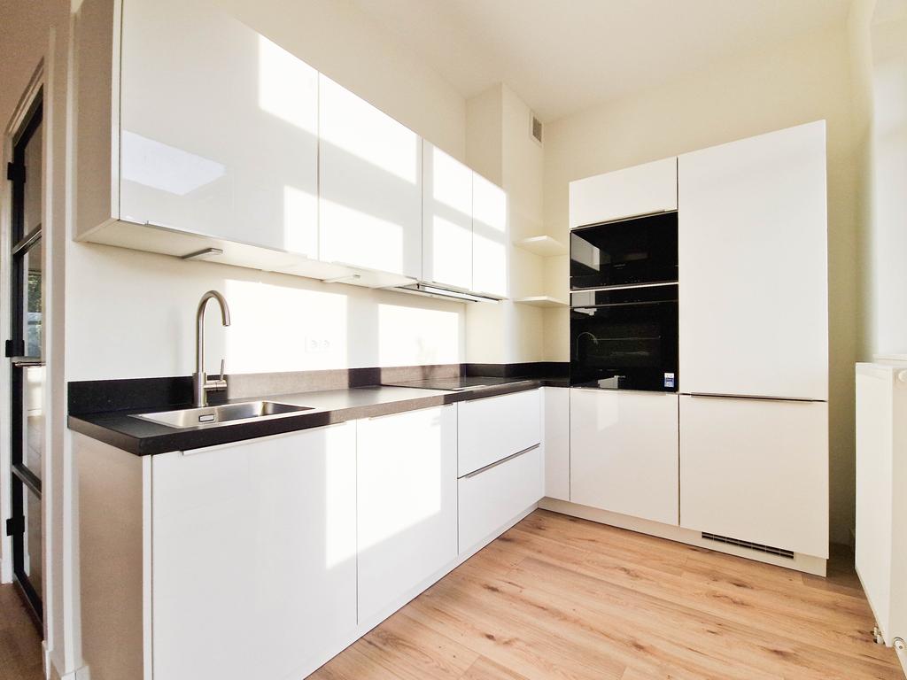 appartement Carel Reinierszkade Den Haag - Afbeelding 2