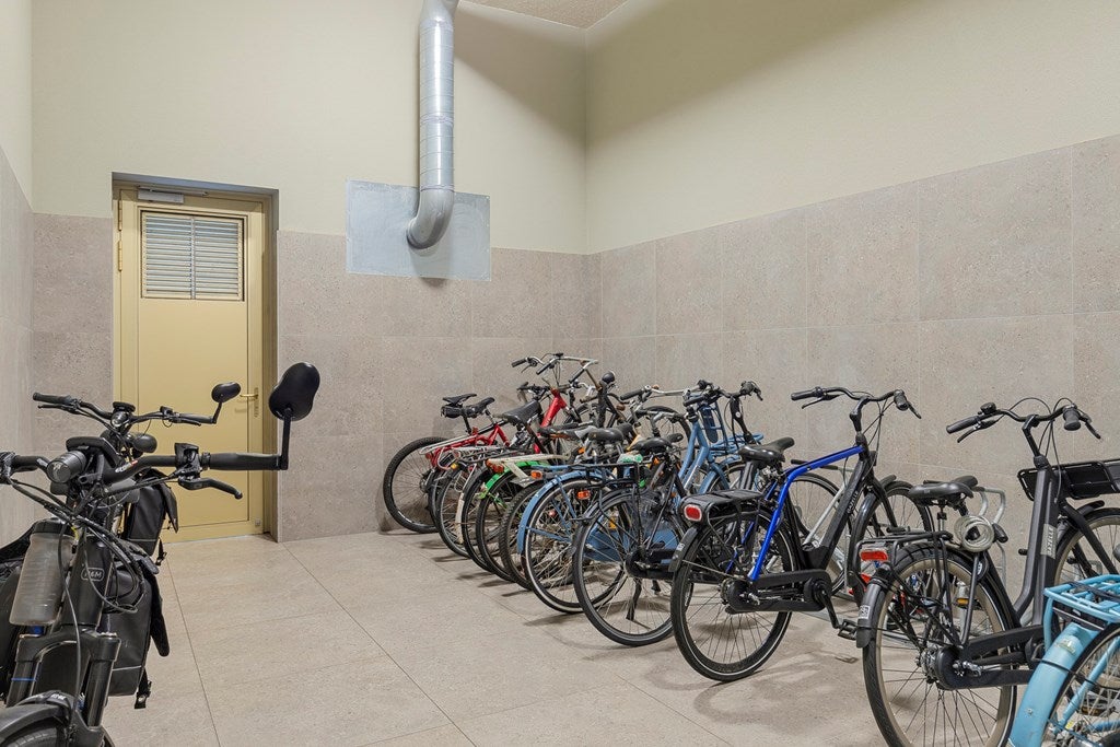 appartement Dr. Lelykade Den Haag - Afbeelding 2