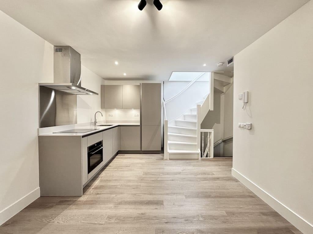 appartement Linnaeusstraat Amsterdam