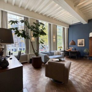 appartement Oudezijds Voorburgwal Amsterdam