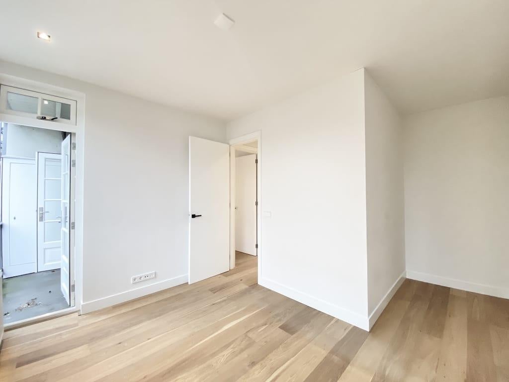 appartement Van Tuyll van Serooskerkenweg Amsterdam - Afbeelding 2