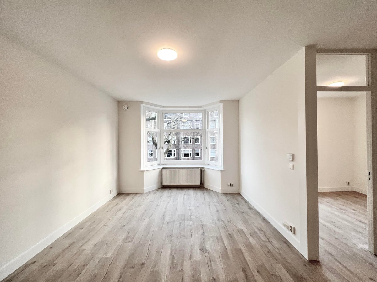 appartement Van Tuyll van Serooskerkenweg Amsterdam