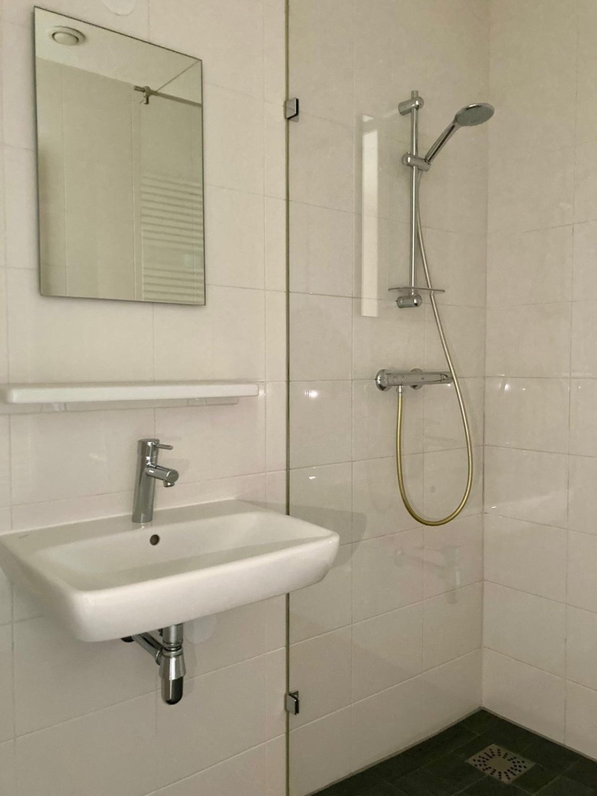 appartement Vrouwengelukhof Amsterdam - Afbeelding 2