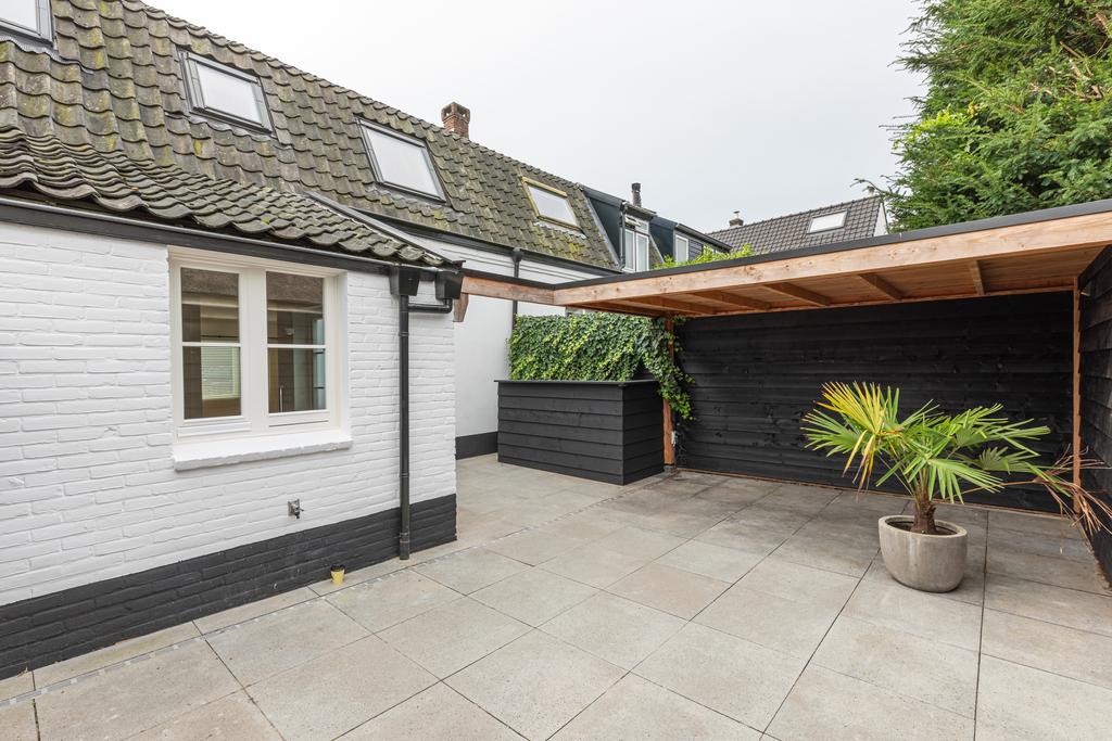 huis Cornelis Bakkerlaan Laren