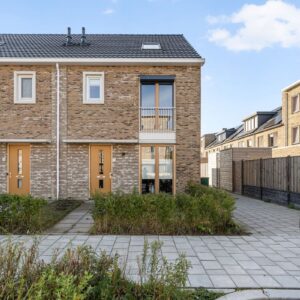 huis Jacob van Ruisdaelstraat Dordrecht